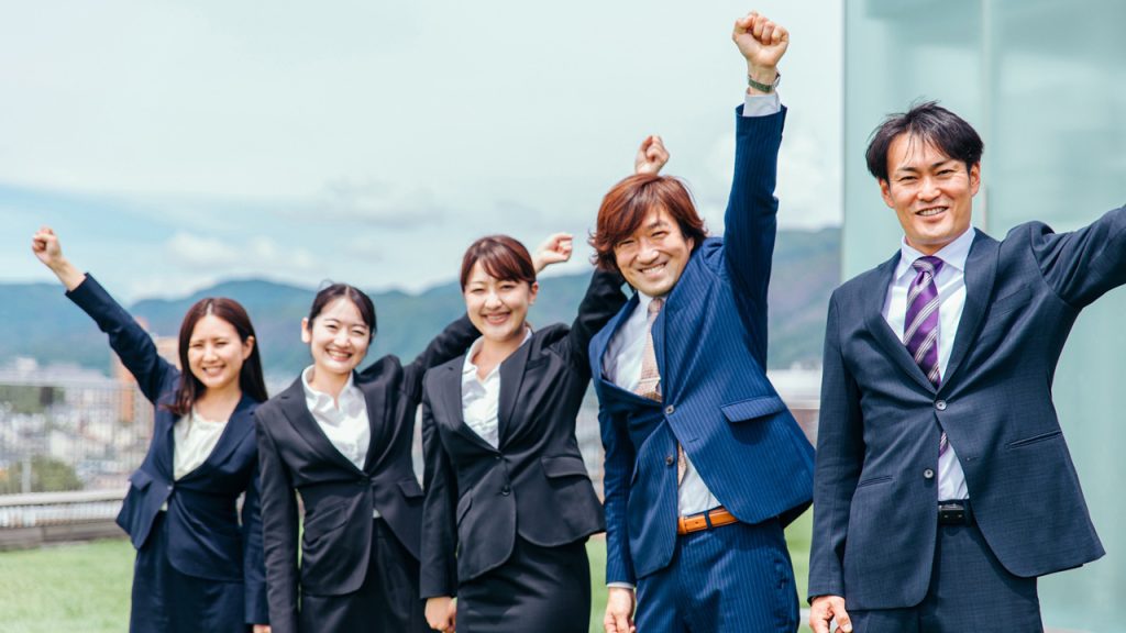 結論：現状では正社員の方が長期的にメリットが大きい